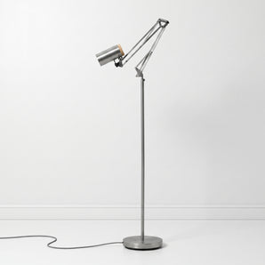 Luminária de Piso Moderna Minimalista Metal Tabarre — ORNE